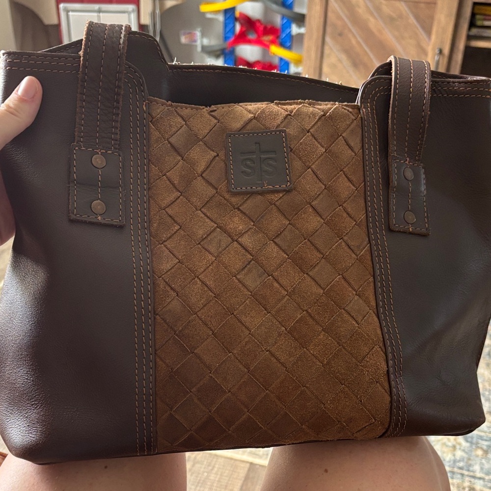 STS Ranchwear leather purse